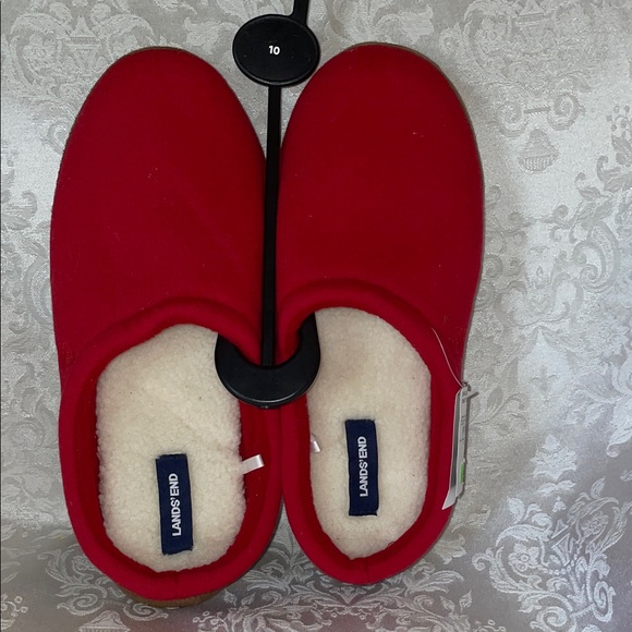 NWT Lands' End Vibrant Red Slippers.  Men’s size 11 - Picture 1 of 3